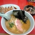 ラーメン、ギョーザ、チャーシュー丼のCセット?