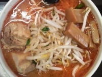 「辛味噌ラーメン（野菜大盛、生ニンニク）￥750」@味噌麺処 花道庵の写真