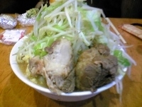 「小ラーメン（ヤサイマシマシ、ニンニクマシマシ）」@ラーメン二郎 八王子野猿街道店2の写真