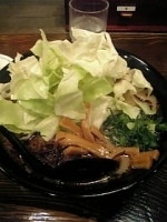 「らーめん大盛+キャベツ（無料）」@火の国らーめん てっぺん 市ヶ谷店の写真
