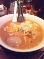 「香り味噌らぁめん + 味玉」@北の大草原 亀戸店の写真