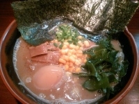 「とんこつらーめん￥750全部のせ￥450」@麺処 丸屋の写真