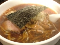 「らーめん（+特盛） 680円+220円=900円」@東神田ら〜めんの写真