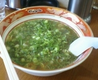 「ねぎラーメン+替玉150円」@中華そば 山冨士 本町店の写真