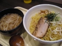 「醤油つけ麺大盛900円」@札幌麺や 鬼てつの写真