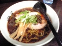 「黒らーめん 700円」@らーめん 鐙屋の写真