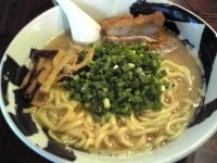 「白武骨ラーメン（750円）」@麺屋武蔵 武骨の写真