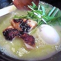 「鶏白湯魚だしらーめん 730円」@ラーメンダイニング ほんまれの写真