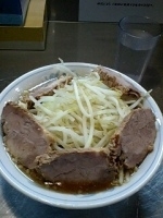 「らーめん・豚トッピング」@ラーメン大 下高井戸店の写真