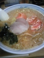 「トマトラーメン（580円）・大盛り（130円）」@ラーメン屋 左武の写真