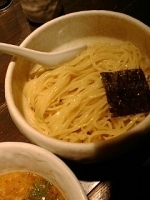 「浸け豚そば」@俺の空 池袋店の写真