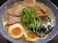 「特製醤油ラーメン（味玉トッピング）」@だいろくの写真