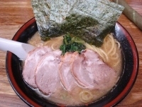 「チャーシューメン+ライス」@せい家 原宿店の写真