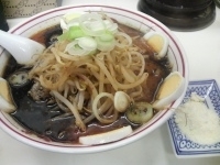 「味噌卵麺+マー油+チーズ」@蒙古タンメン 中本 本店の写真