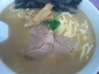 「トンコツ醤油ラーメン（700円）」@光華菜館の写真