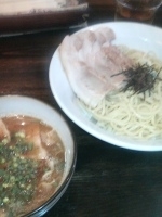 「豚骨つけ麺+焼豚」@麺屋 八頭龍 戸田店の写真