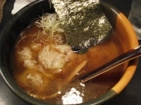 「わんたんめん」@らーめん まといの写真