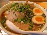 「Aラーメン中盛り（1・25玉）」@神戸ラーメン 第一旭 池袋店の写真