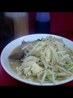 「ラーメン+ニンニク+辛め」@ラーメン二郎 大宮店の写真