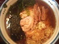 「ラーメン 中￥600+半チャーハン￥200（ランチ価格）」@東京ラーメン つなふじの写真