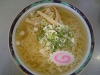 「ラーメン（チャーシューぬき・ネギマシ・メンママシ）（￥525）」@佐野らーめん 麺龍の写真