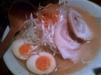 「得々豚骨醤油」@とんこつらーめん 十豚の写真