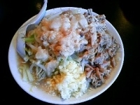 「ラーメン ブタ増し」@麺とび六方の写真