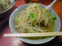 「チャーシュー麺（ヤサイマシ）」@ラーメン二郎 歌舞伎町店の写真