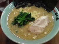 「ラーメン大盛り（普通、硬め、多目）」@横浜らーめん 上州田村家の写真