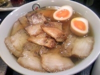 「焼豚ラーメン + 味玉 \970-」@喜多方ラーメン 坂内 大森東口店の写真