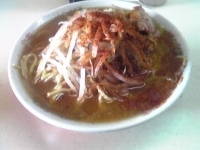 「小豚（野菜ニンニク?唐辛子）」@ラーメン生郎の写真