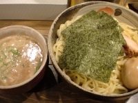 「つけめん（+大盛り、+のり、+クーポン味玉） 750円+100円」@中華そば 椿の写真