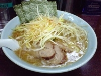 「大盛りチャーシューメン（ネギ、もやしトッピング）」@せい家 五反野店の写真