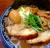 「特製中華そば」@中華そば 旋の写真