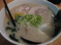 「羅凰らーめん（塩・背脂其の弐）￥780+手打ち麺￥40」@拉麺 羅凰の写真