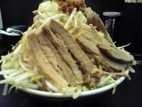 「ふじ麺小豚+ヤサイ増し（850円+50円）」@大黒屋本舗 春日部店の写真