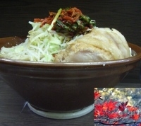 「麺増し大大ブタダブル+ニラキムチ（ヤサイマシマシ、カラメ）」@ラーメン二郎 横浜関内店の写真