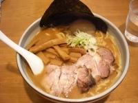 「特製らーめん大盛」@麺屋 スズケンの写真