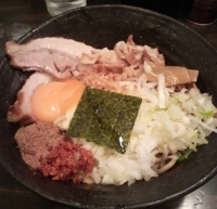 「まぜそば（大盛）+半肉増し+チーズ」@狼煙 〜NOROSHI〜の写真