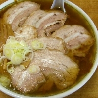 「カレー中華そば（麺カタめ）+チャーシュー」@森田屋支店 太田店の写真