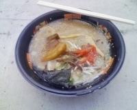 「角煮俺ん家″ラーメン」@豚丸亭 NACK5スタジアム大宮 Sエリアスタンド裏売店の写真