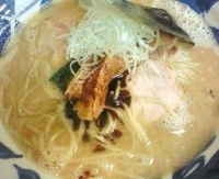 「「魚骨」帆立と海老と鶏白湯」@柳麺まる重の写真