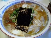 「ワンタンメン（大盛り、麺硬め）」@支那そばや 伊勢崎店の写真