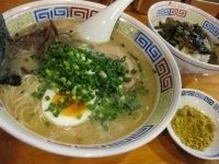 「[03]長浜塩らーめん（コッテリ・バリカタ）￥600+[20]カ」@ハングリードラゴンの写真