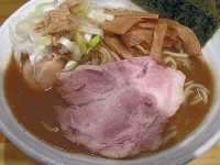 「ら〜めん（味染卵トッピング）」@ら〜めん台風。の写真