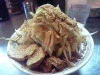 「らーめん+魚粉（野菜少し多め） 600円+50円」@らーめん大 蒲田店の写真