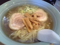 「醤油ラーメン（682円）」@榮ラーメンの写真