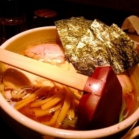 「特麺たつ正油らーめん（830円）+チャーシュー丼（280円）」@ラーメン 麺たつの写真