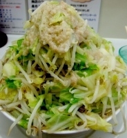 「塩ラーメン大盛/こま切れ豚/野菜マシマシ/ニンニクマシマシ/アブ」@ラーメン大 我孫子店の写真