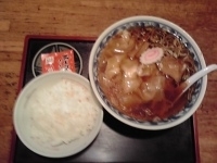 「ワンタン麺 （本当は650円）」@中華シゲタ マルエツ六ッ川店サニーロード内の写真